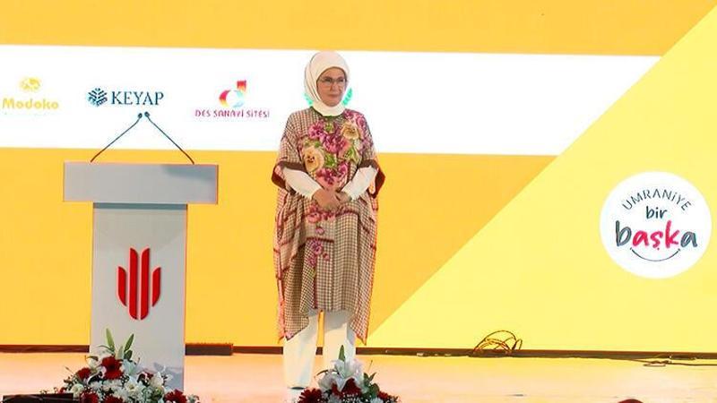 Emine Erdoğan "işim var okula gidiyorum" projesinin lansmanına katıldı