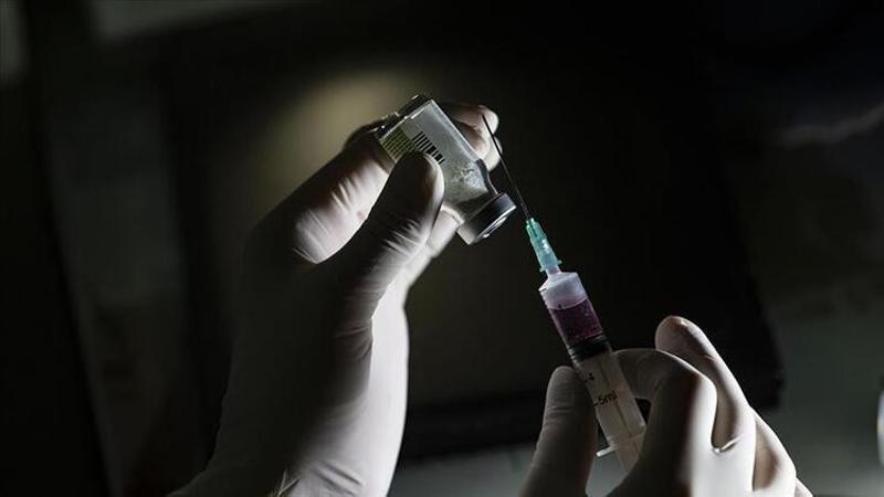 Pfizer, 3. doz aşının etkinlik oranını açıkladı