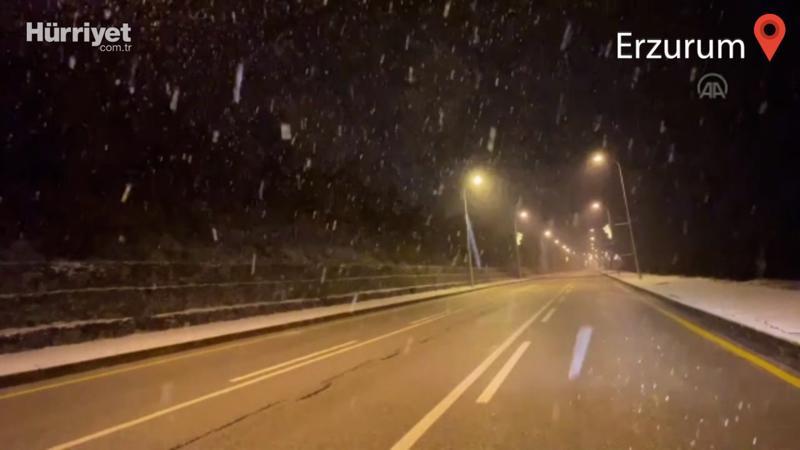 Palandöken Kayak Merkezi beyaza büründü