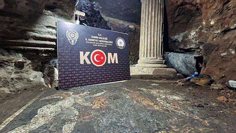 İzmir'de Roma dönemine ait mozaik bulundu