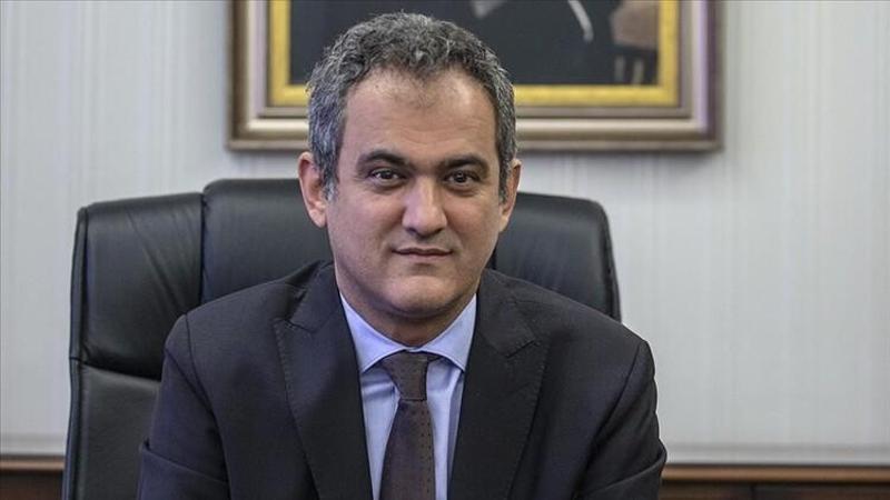 Milli Eğitim Bakanı Özer, imza töreninde açıklamalarda bulundu