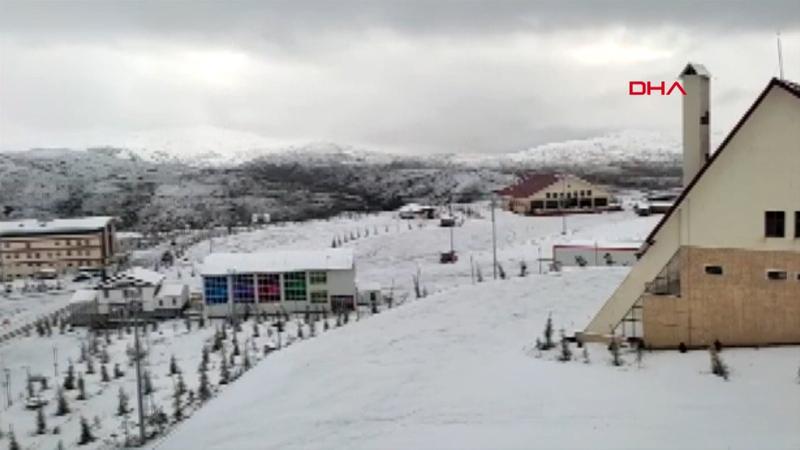 Sivas'ta kar yağışı etkili olmaya başladı
