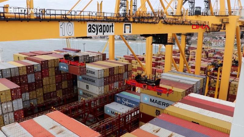 Dünyanın en büyük konteyner gemilerinden 'MSC Samar' Tekirdağ'da