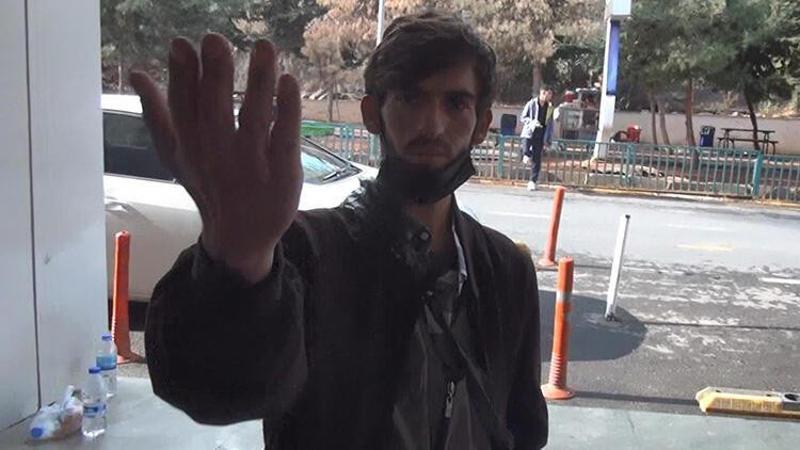 Hastane bahçesinde 'şifa muskası' yazıyordu! Yakalandı