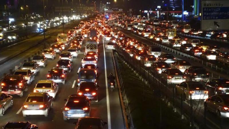Ticari araçlarda kış lastiği kuralı başlıyor