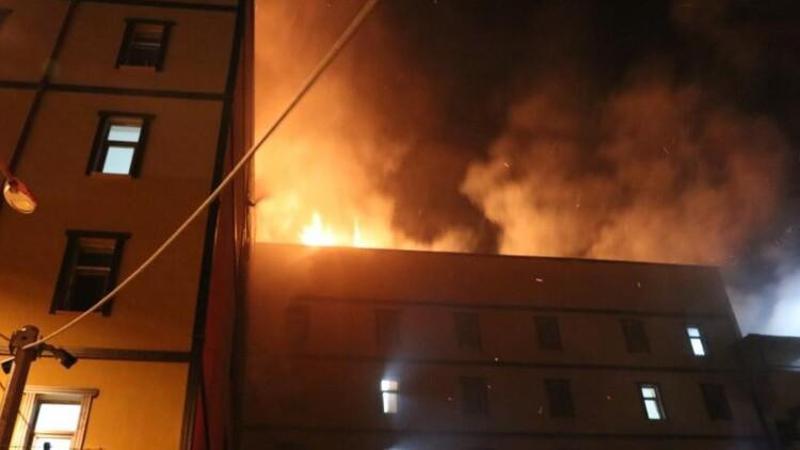 Rize'de öğrenci yurdunda yangın