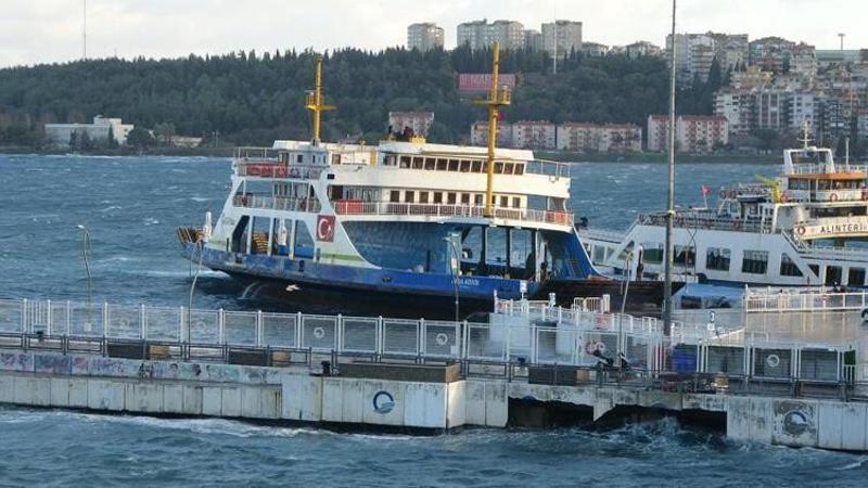 Çanakkale Boğazı’nda feribot seferleri geçici olarak durduruldu