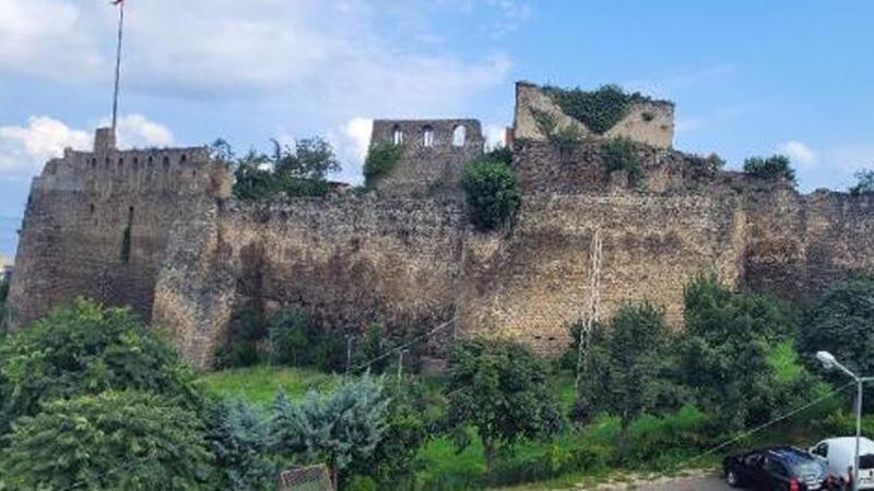 Trabzon'da sur kazılarında tarih fışkırıyor