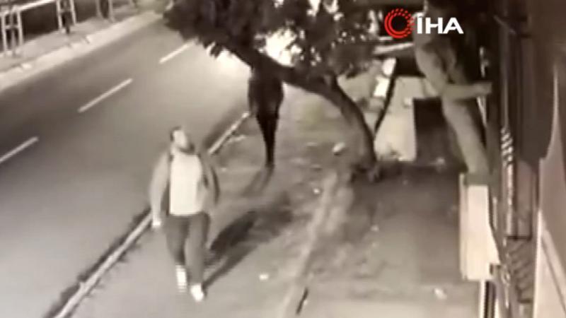 ‘Örümcek Adam’ gibi binaya tırmanan hırsızlara polisten suçüstü!