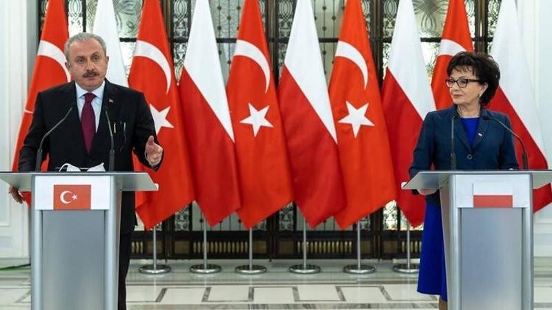 TBMM Başkanı Şentop, Polonyalı mevkidaşıyla basın toplantısı düzenledi