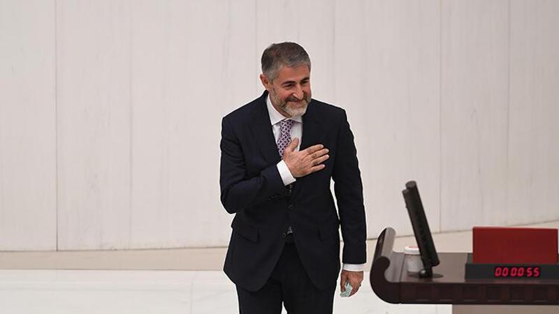 Hazine ve Maliye Bakanı Nureddin Nebati, TBMM’de yemin etti