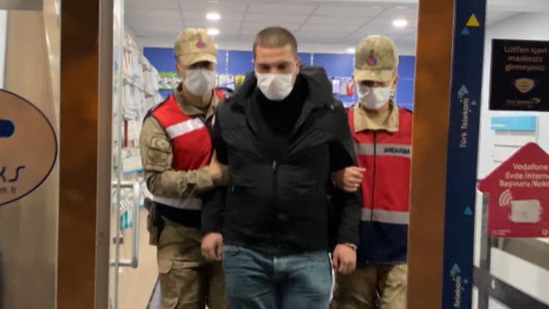 Kendini yüzbaşı olarak tanıtıp esnafı dolandıran şüpheliyi, yüzbaşı yakaladı