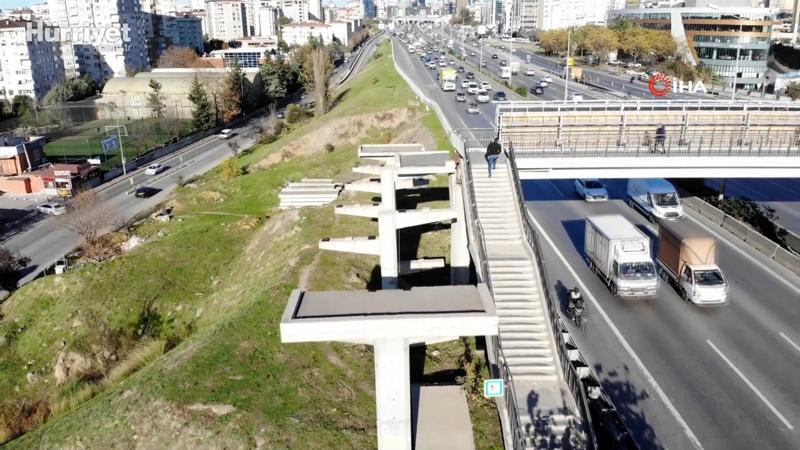 Maltepe’deki üst geçidi çıkışı var inişi yok