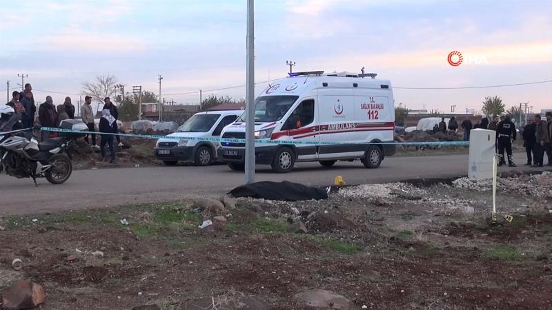 Siverek’te motosiklet elektrik direğine çarptı! 1 ölü 2 yaralı