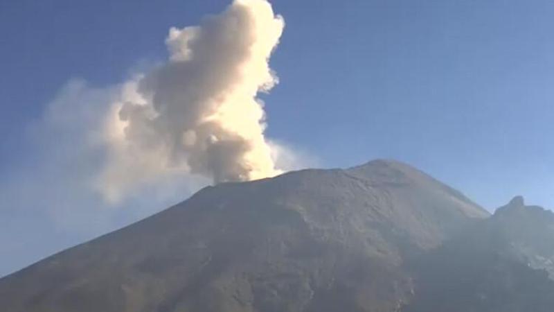Popocatepetl Yanardağı’nda patlamalar devam ediyor