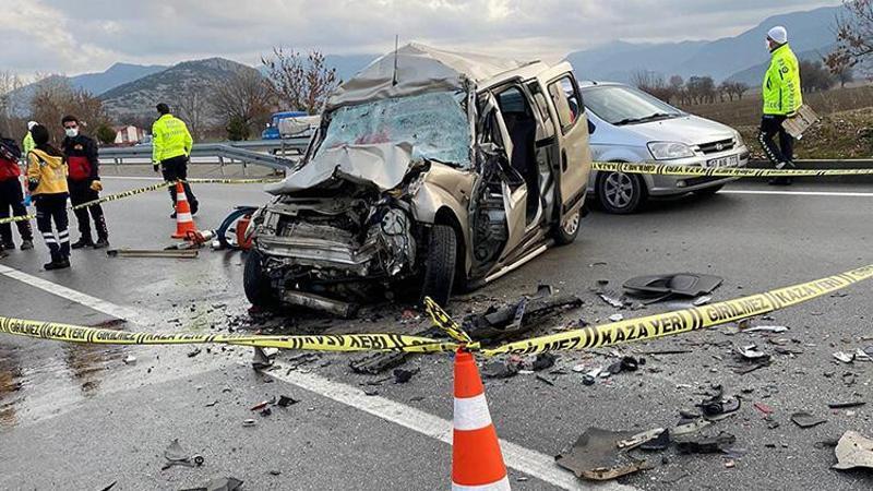 Antalya - Burdur kara yolunda feci kaza