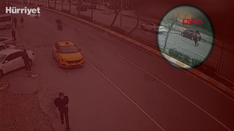 Esenyurt'ta motosiklet yayaya böyle çarptı