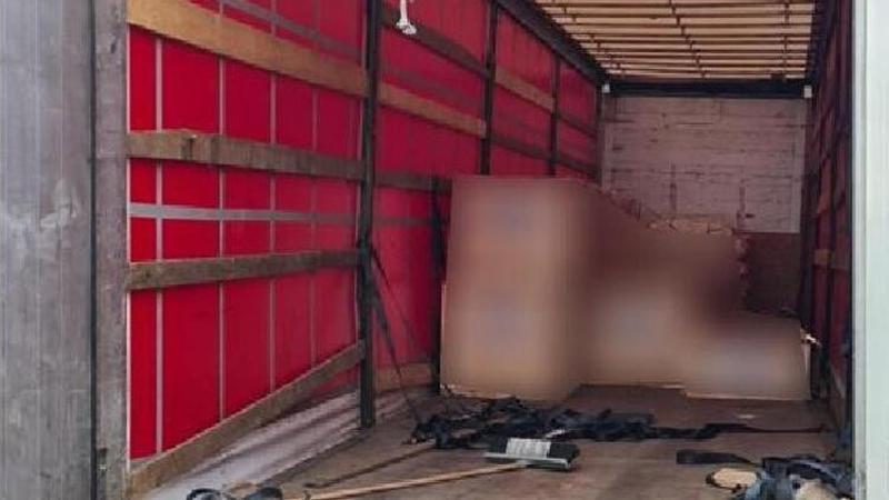 Esenyurt'ta 10 ton sahte temizlik malzemesi ele geçirildi