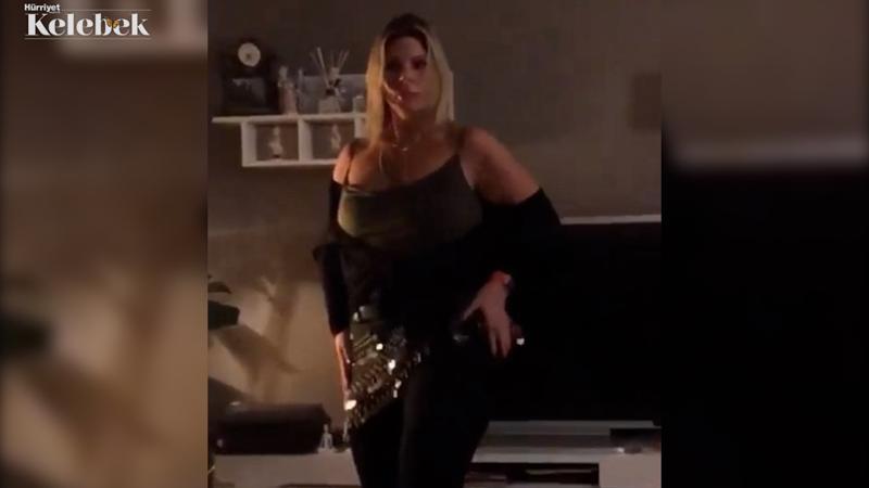Pelin Öztekin'den oryantal şov!