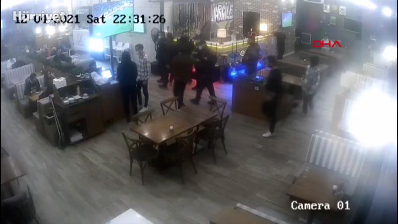 Şehit polisin katil zanlısı kafe denetiminde yakalandı, o anlar güvenlik kamerasında