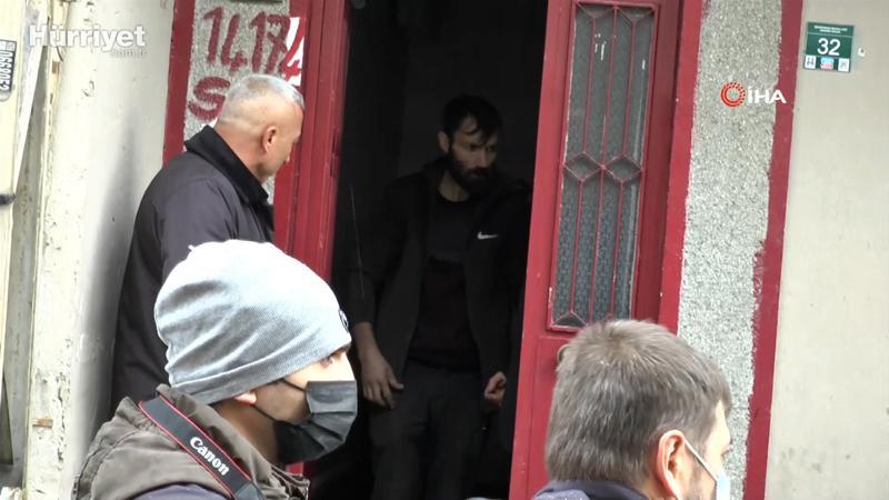 Bulduğu patlayıcı maddeyi evinde incelerken elinde patladı