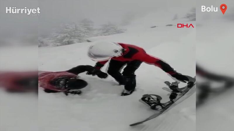 Snowboard yaparken kaybolan tatilciyi jandarma kurtardı