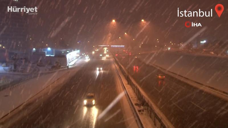 İstanbul Anadolu Yakası'nda kar etkisini gösterdi