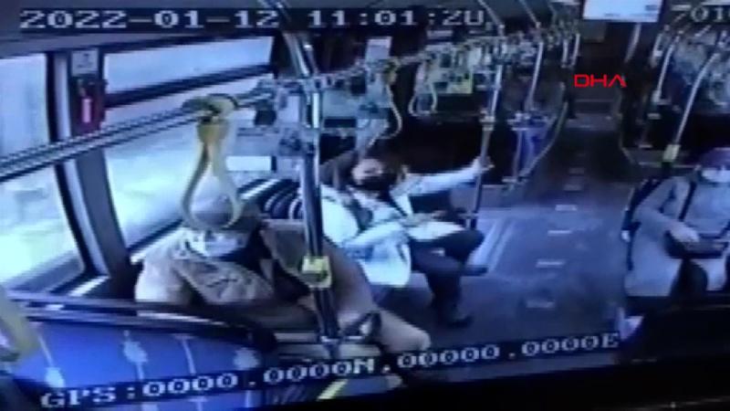 Sarıyer'de 2 İETT otobüsünün çarpıştığı kaza anı kamerada