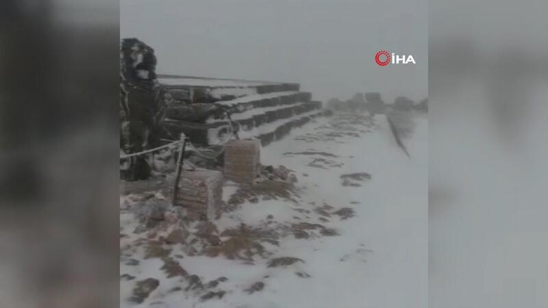 Nemrut’ta mayıs ayında kar sürprizi