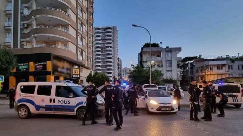 Adana'da polisten kaçış kazayla bitti