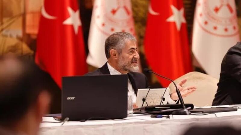 Hazine ve Maliye Bakanı Nureddin Nebati, sektör temsilcileriyle bir araya geldi