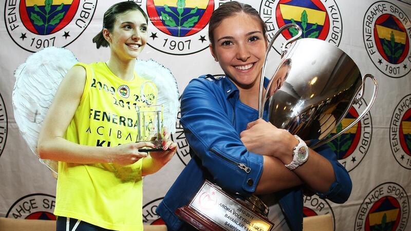 Fenerbahçe'den Naz Aydemir Akyol geçti