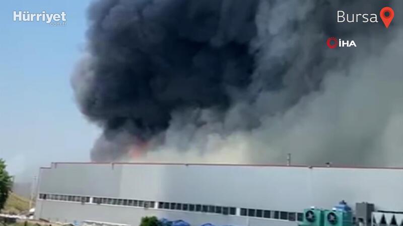  Barakfakih Organize Sanayi Bölgesi'ndeki ısı yalıtım fabrikasında yangın çıktı