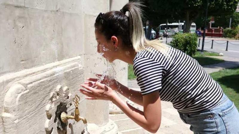 Adana'da termometreler 43 dereceyi gösterdi