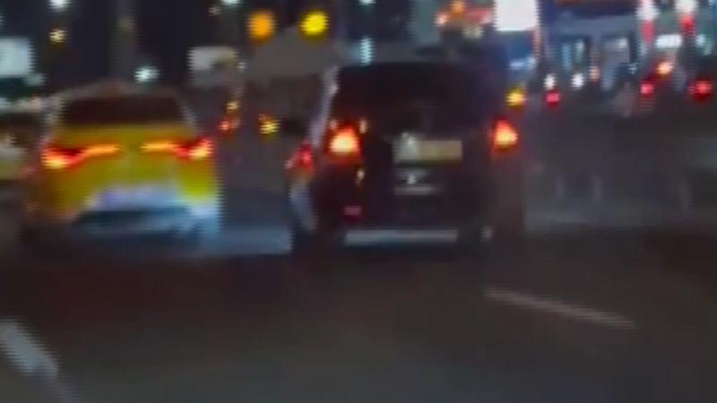 Makas atan trafik magandası kamerada