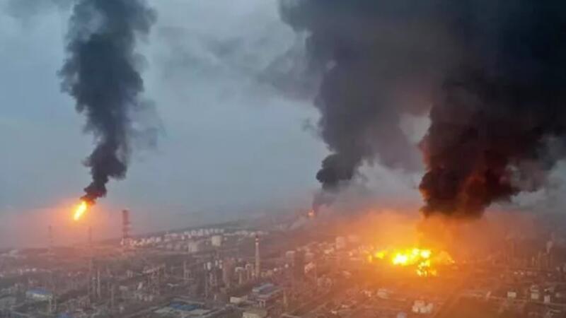 Çin'de petrokimya tesisinde yangın