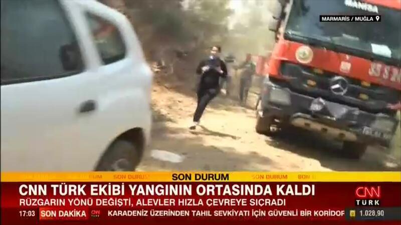 CNN TÜRK ekibi alevlerin ortasında kaldı