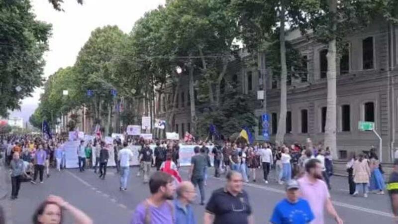 Gürcistan'da, AB'ye aday statüsü verilmediği için gösteri düzenlendi