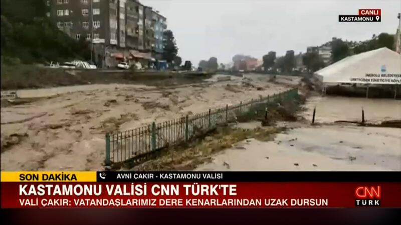 Kastamonu Valisi Avni Çakır, şiddetli yağışlara ilişkin canlı yayında uyarılarda bulundu