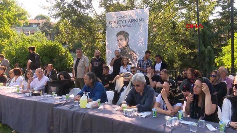 Cüneyt Arkın için Kur'an-ı Kerim okutuldu