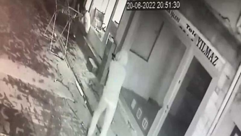 Beyoğlu'nda sokak ortasında cinayet! Saldırgan yakalandı