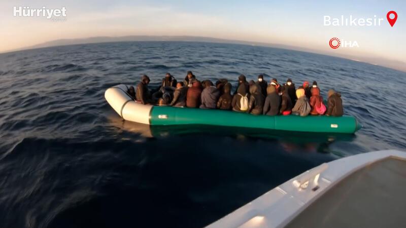 Yunanistan yılbaşından bu yana Ege Denizi’nde 8 bin düzensiz göçmeni ölüme terk etti