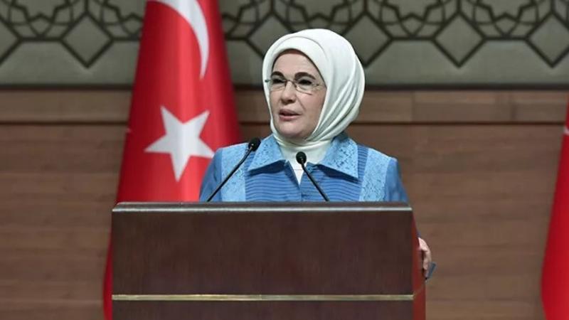 Emine Erdoğan, Koruyucu Aile Günü Şenlikleri'nde açıklamalarda bulundu