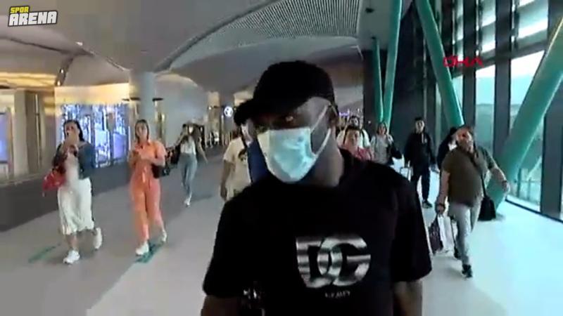 Beşiktaş'ın yeni transferi Jackson Muleka, İstanbul'a geldi