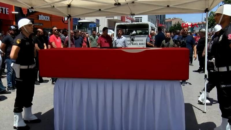 Görev başında öldürülen Dr. Ekrem Karakaya'ya son veda... Cenazeye Bakan Koca da katıldı