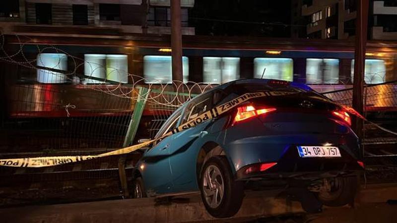 Kadıköy’de otomobil Marmaray hattına girdi