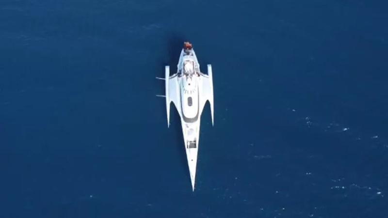Uzay mekiği görünümlü yat Bodrum’da