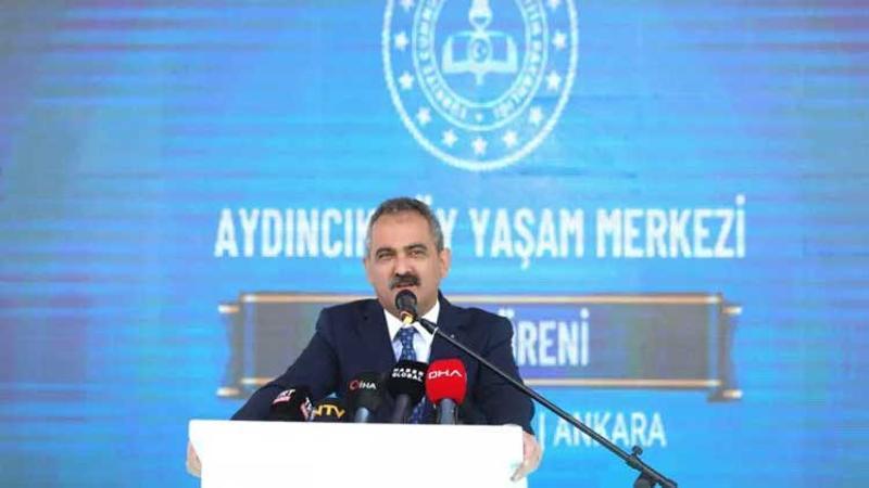 Bakan Özer: Halk eğitim merkezlerinde 12 milyon vatandaşa erişeceğiz