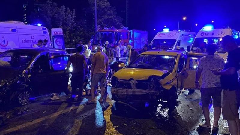 Beşiktaş’ta ters yöne giren otomobil dehşet saçtı