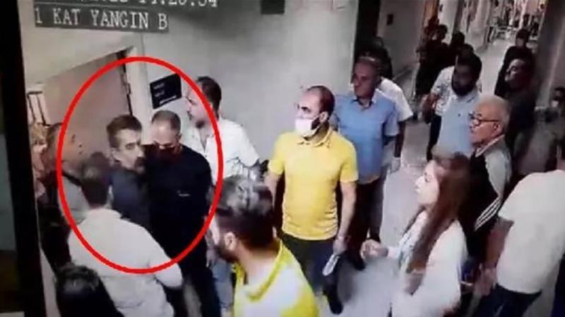 "Beynimdeki çipi çıkart" dedi, doktora silah çekerek önce tehdit etti sonra saldırdı